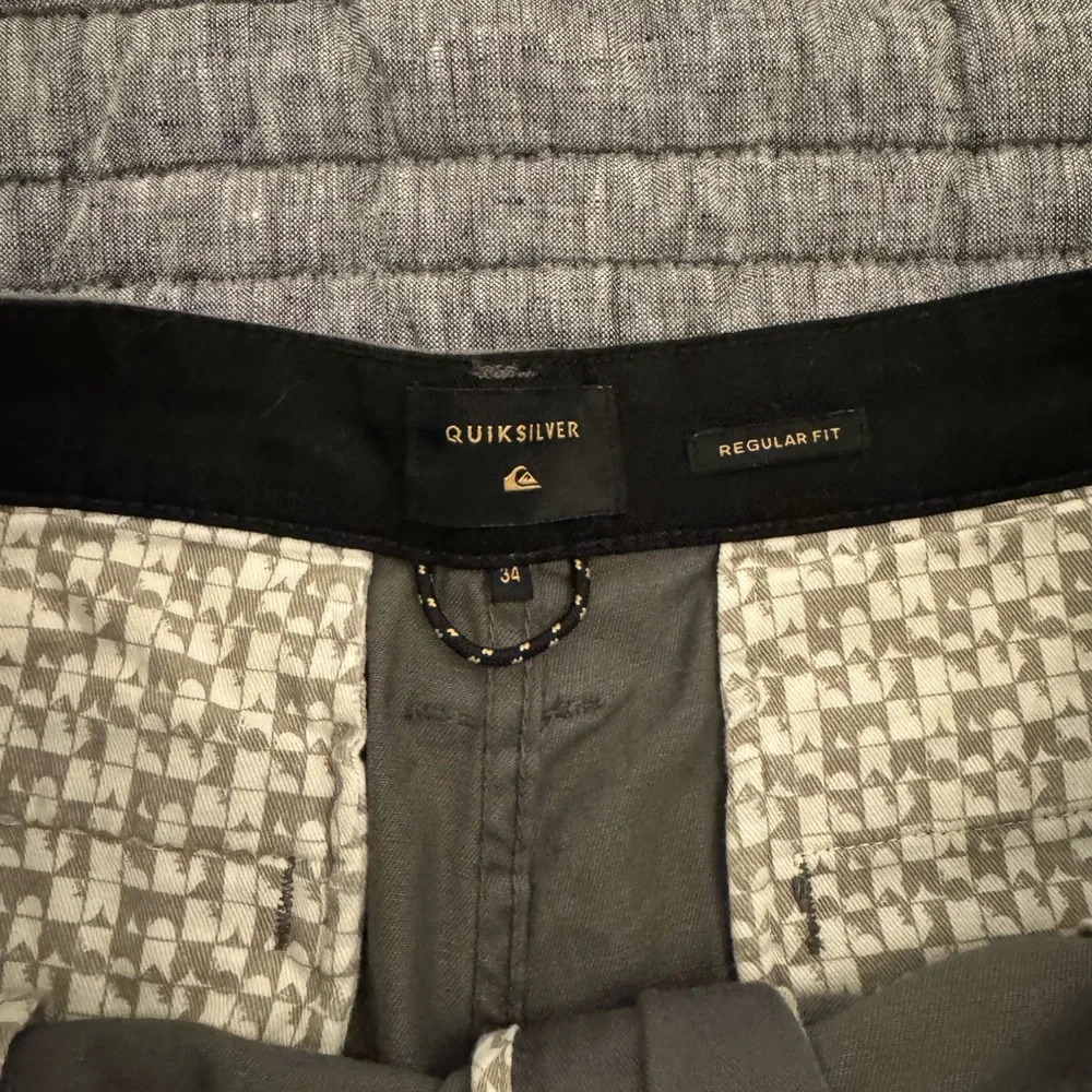 Quicksilver Everyday Union Stretch Shorts - Picture 2 of 4